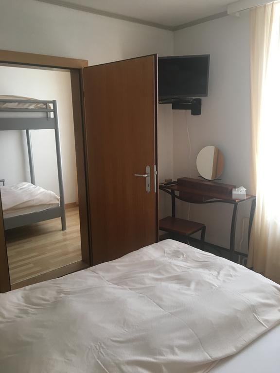 Hotel De La Gare Yvonand Kültér fotó